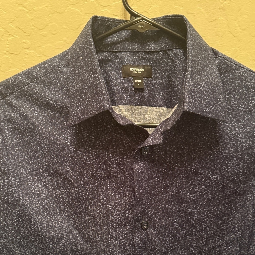 Express Navy Textured Button-Up Shirt / R38 - Picture 2 of 5